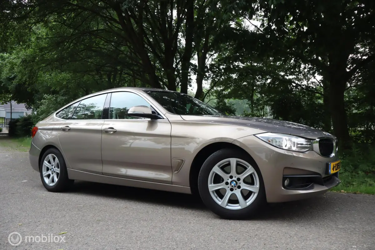 328i xDrive High Executive!
