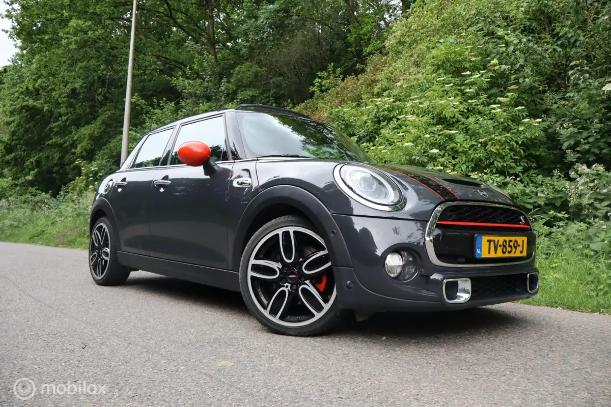 Mini 2.0 S Chili | Pano | H&K Sound | Camera |