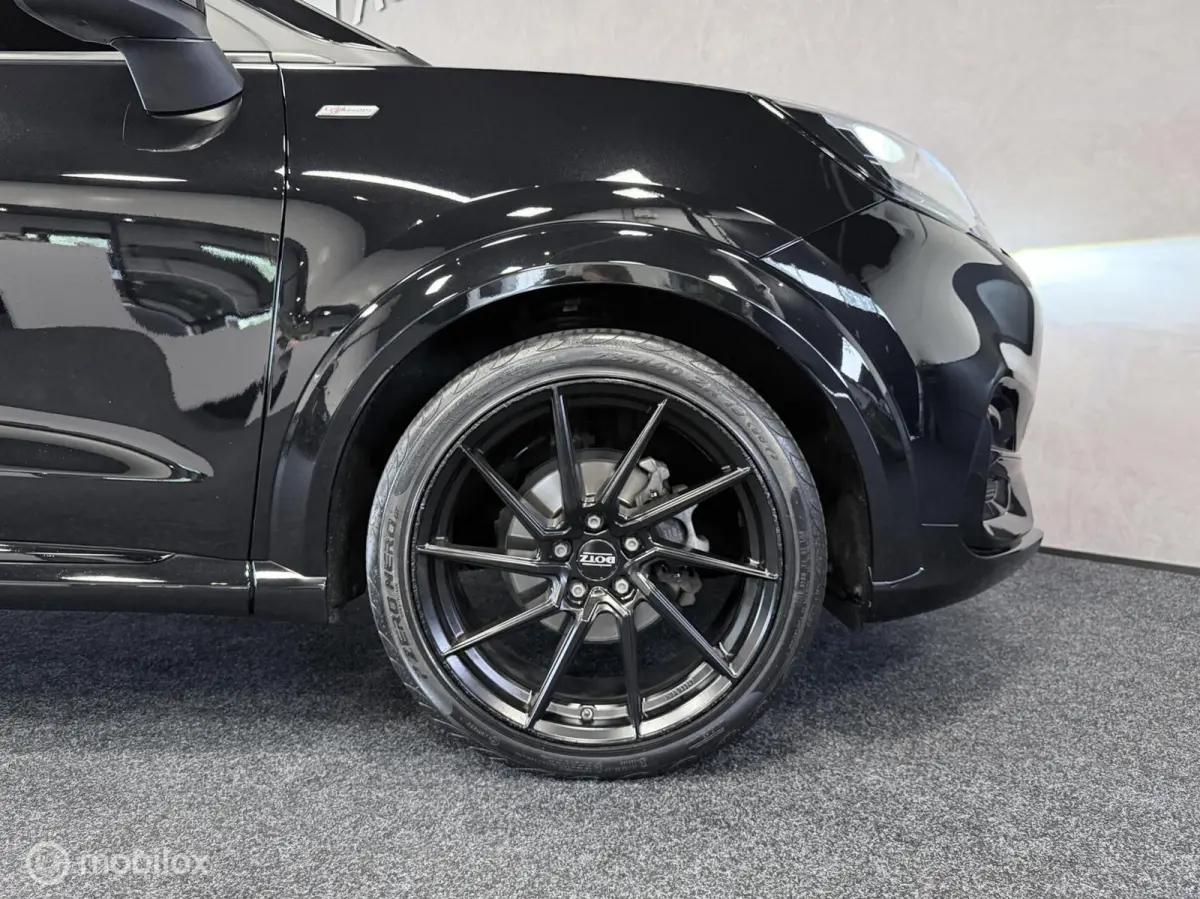 1.0 EcoBoost ST-Line AUTOM. / 1e EIG. / NAP / STOELVERW. / TR.HAAK / NAVI / CLIMA / CRUISE
