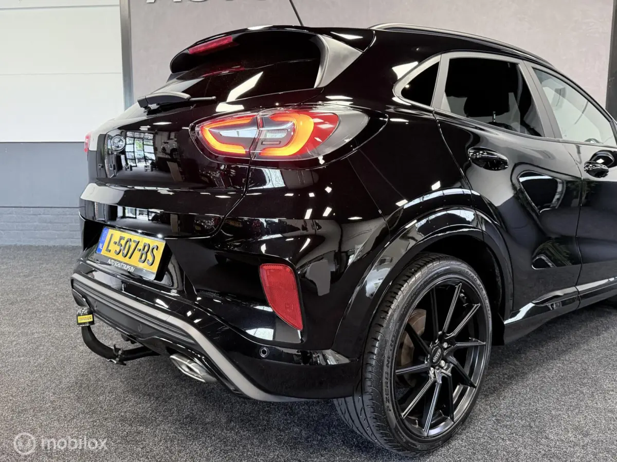 1.0 EcoBoost ST-Line AUTOM. / 1e EIG. / NAP / STOELVERW. / TR.HAAK / NAVI / CLIMA / CRUISE