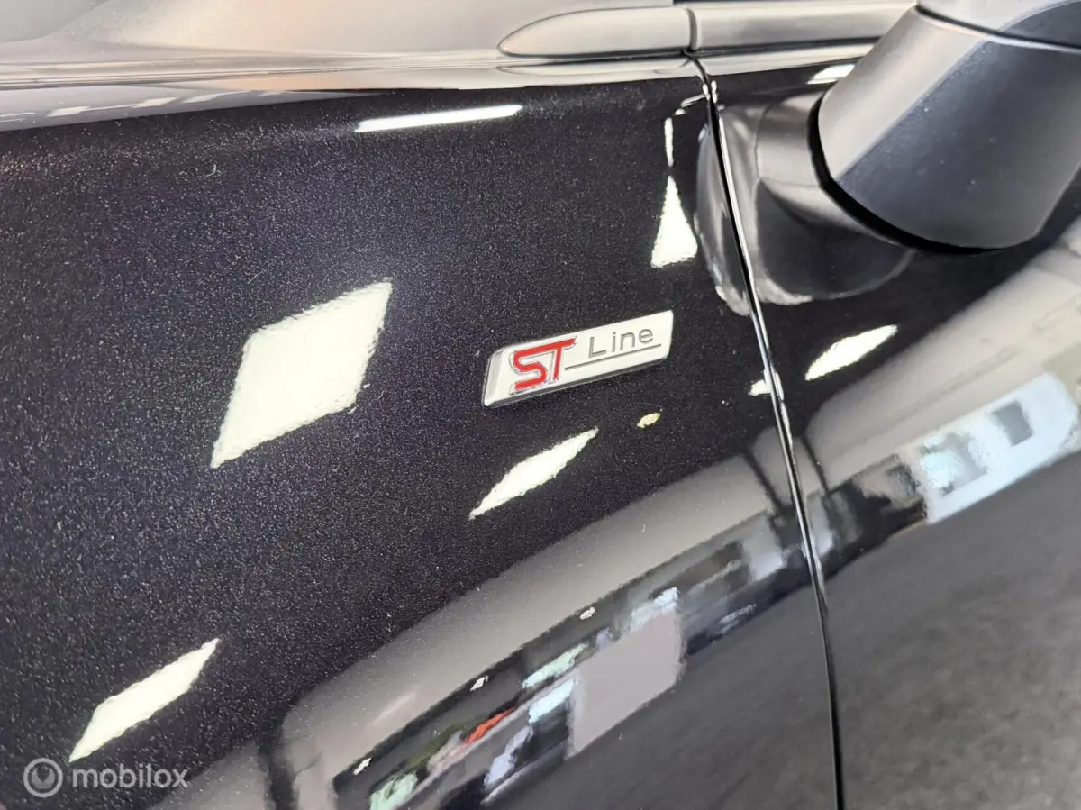 1.0 EcoBoost ST-Line AUTOM. / 1e EIG. / NAP / STOELVERW. / TR.HAAK / NAVI / CLIMA / CRUISE