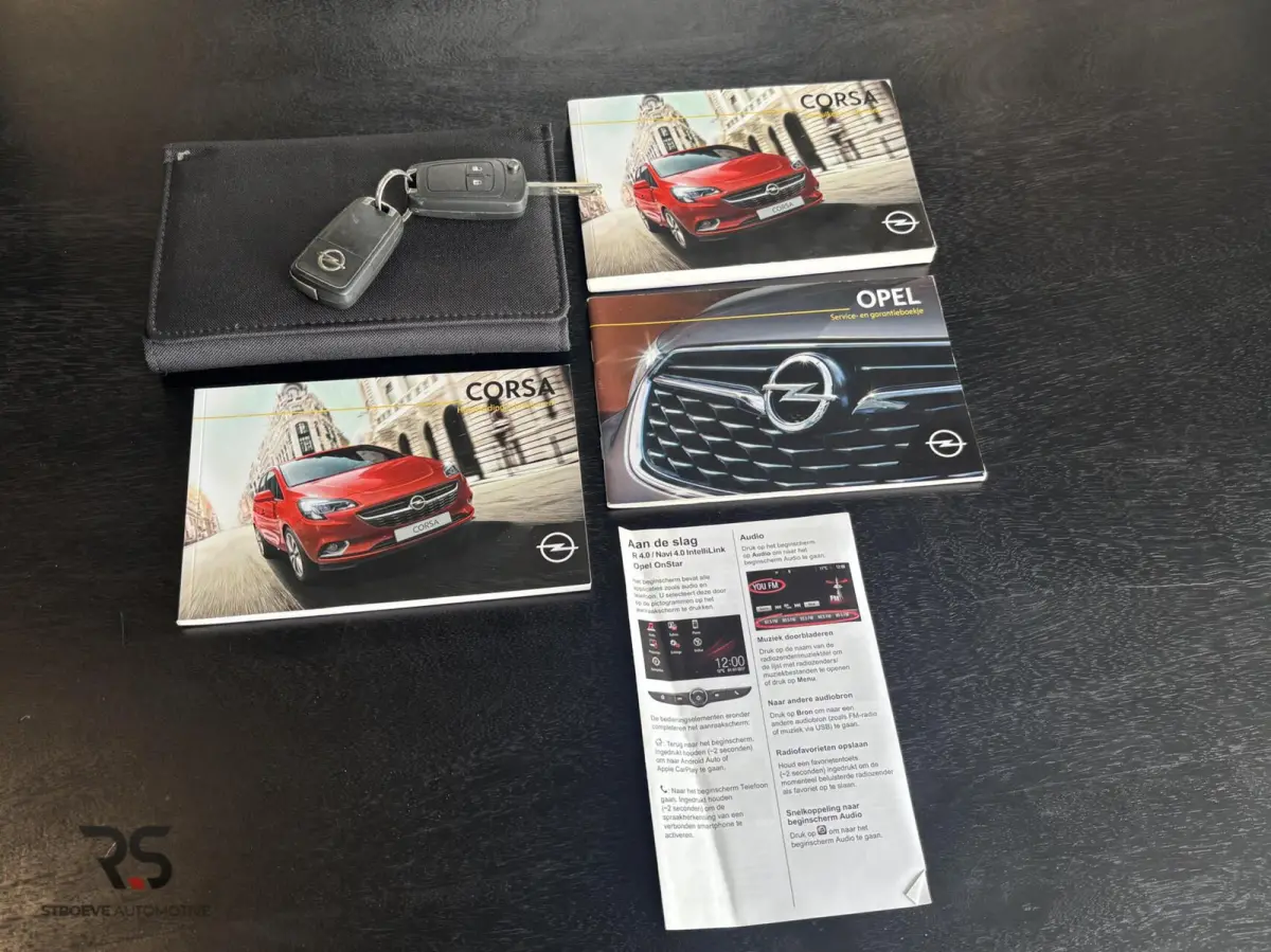 1.0 Turbo 90 pk Black Roof Edition OPC-Line | Navi | Cruise | DAB | CarPlay | PDC | 17" | Clima | Org NL |