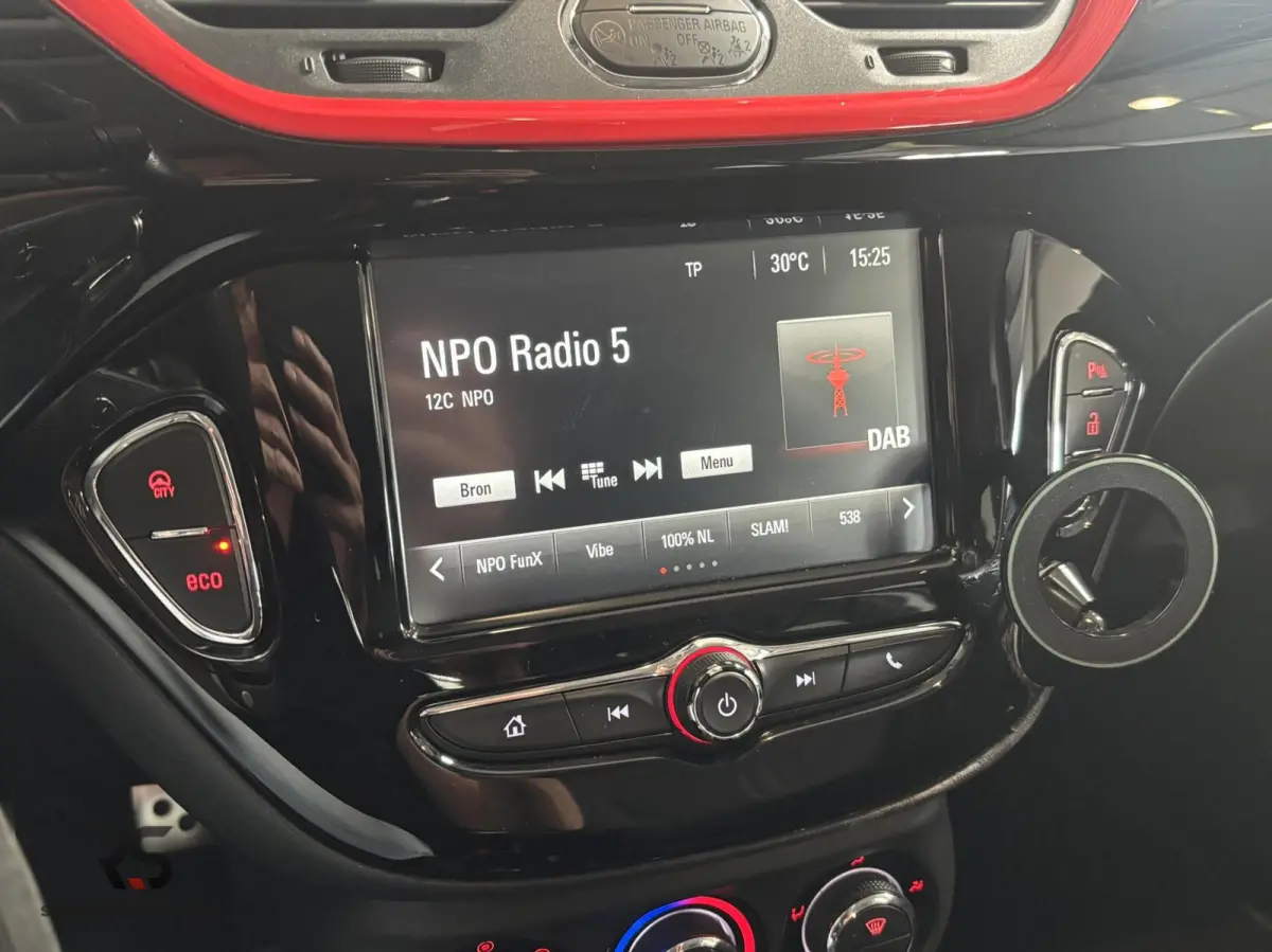 1.0 Turbo 90 pk Black Roof Edition OPC-Line | Navi | Cruise | DAB | CarPlay | PDC | 17" | Clima | Org NL |