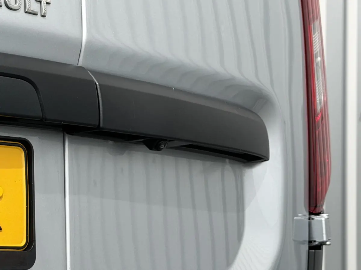 1.5 dCi 75 Comfort +*NAVI*CAM*A/C*CRUISE*TEL*