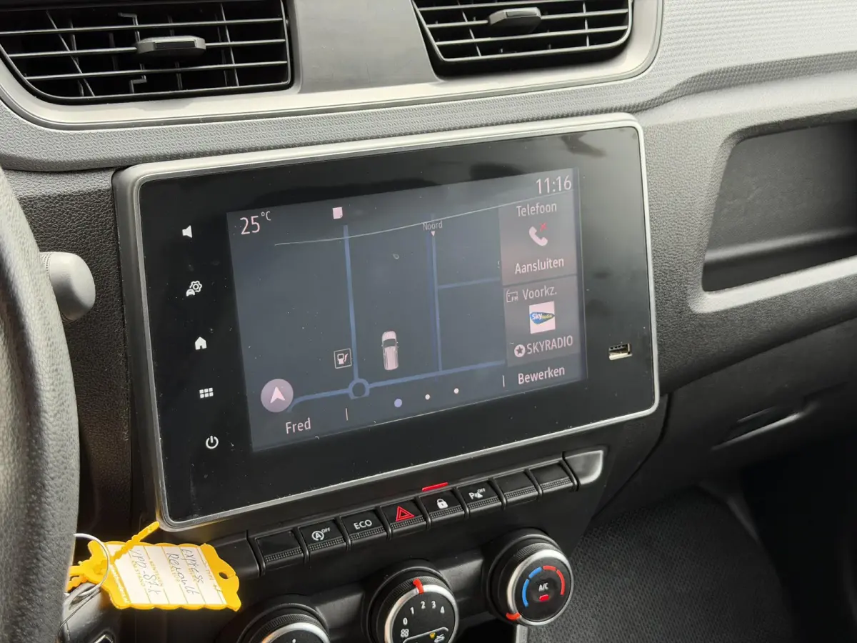 1.5 dCi 75 Comfort +*NAVI*CAM*A/C*CRUISE*TEL*
