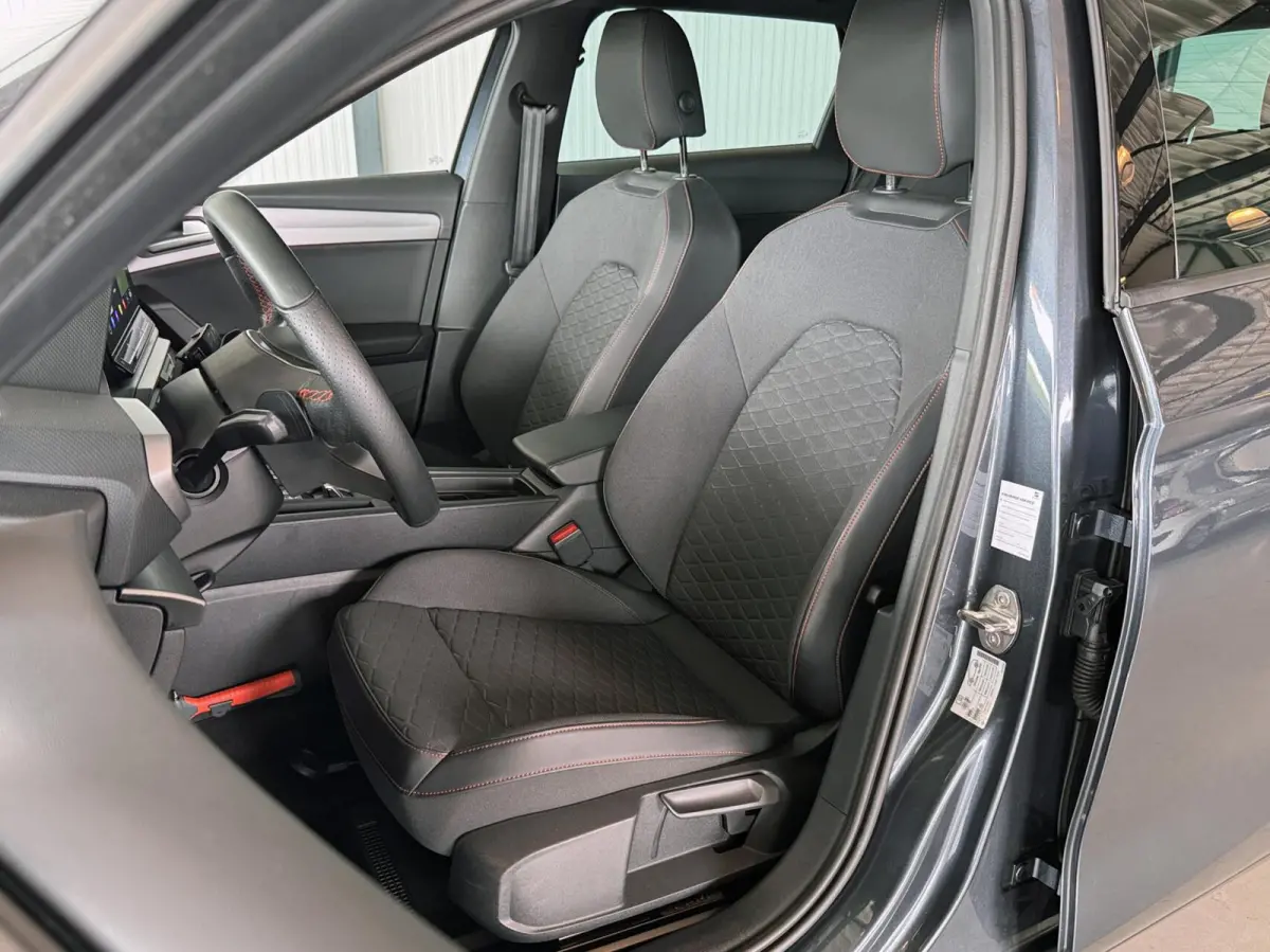 1.0 e-TSI 81kW FR Business Intense DSG