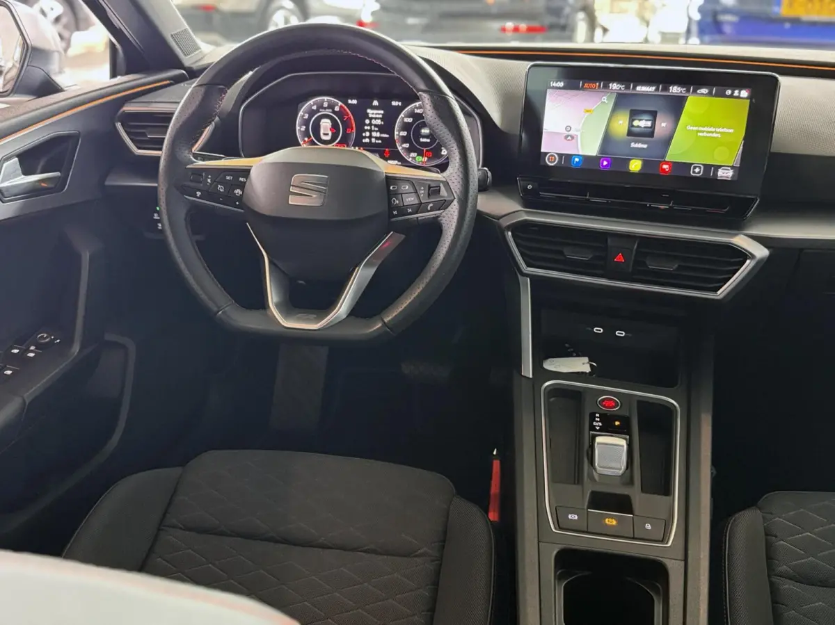 1.0 e-TSI 81kW FR Business Intense DSG