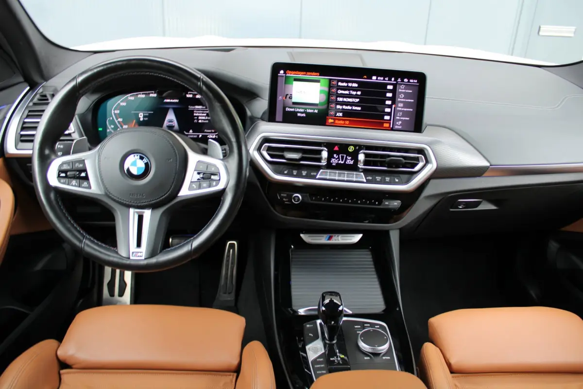 M40i xDrive High Executive M-sport | panoramadak | head-up | M sport seats | elek. trekhaak | keyless entry | laser led