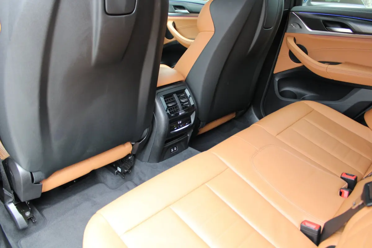 M40i xDrive High Executive M-sport | panoramadak | head-up | M sport seats | elek. trekhaak | keyless entry | laser led