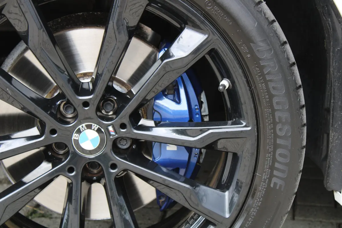 M40i xDrive High Executive M-sport | panoramadak | head-up | M sport seats | elek. trekhaak | keyless entry | laser led