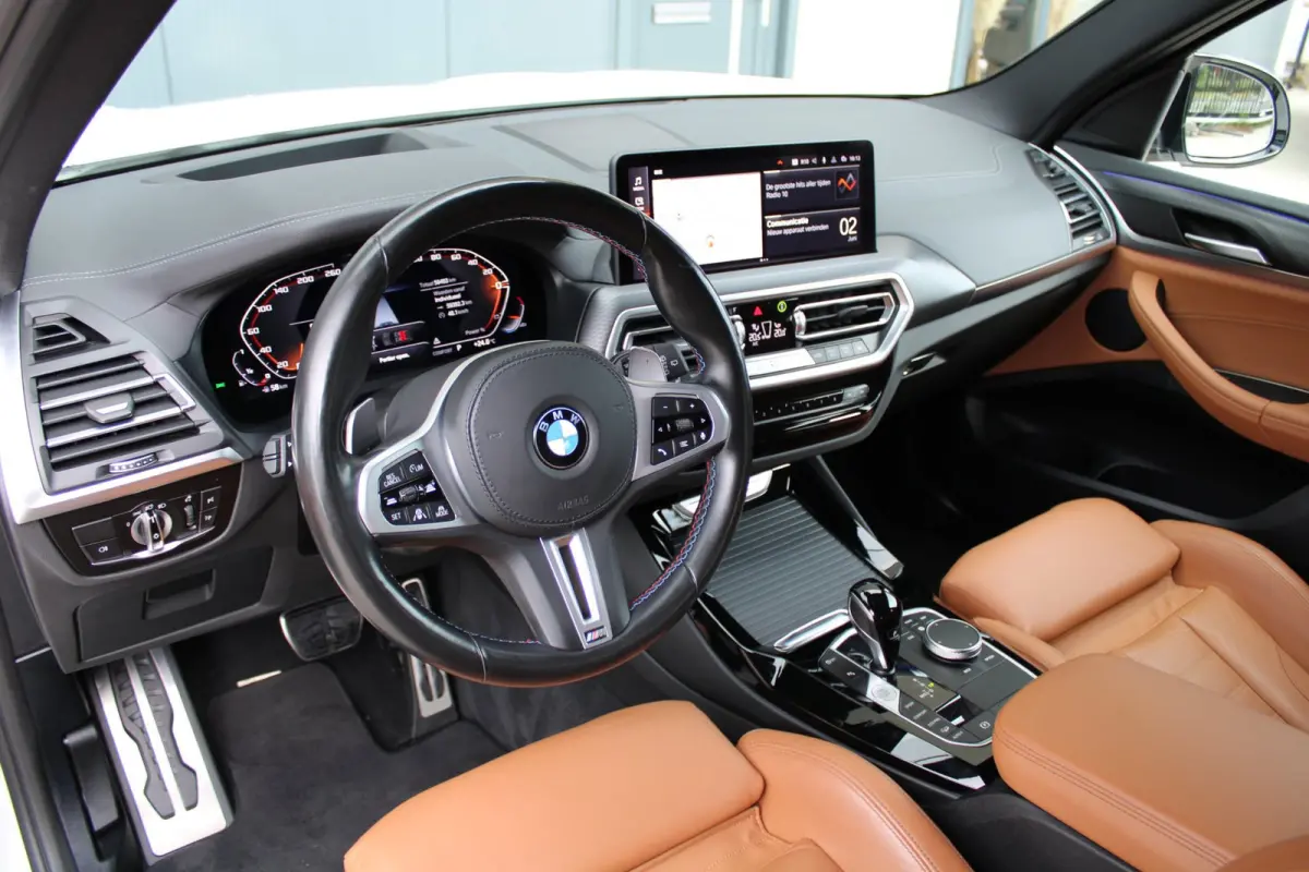 M40i xDrive High Executive M-sport | panoramadak | head-up | M sport seats | elek. trekhaak | keyless entry | laser led