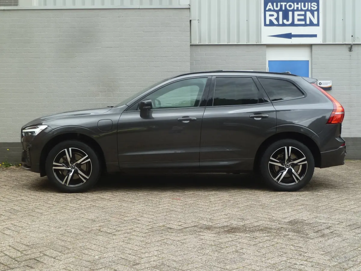 2.0 T6 Plug-in hybrid AWD R-Design|Panodak|Memory|Sportstoelen|Keyless-Entry|Facelift 12-2021|
