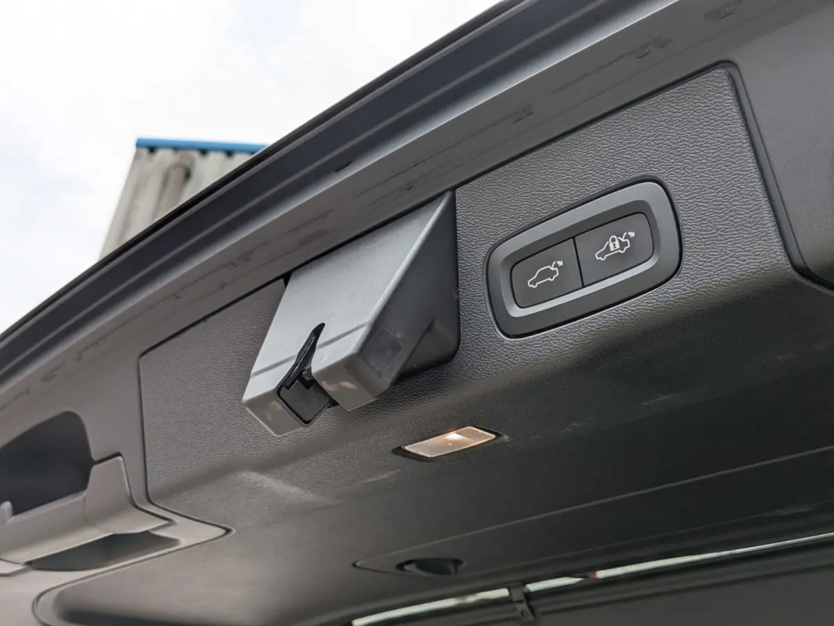 2.0 T6 Plug-in hybrid AWD R-Design|Panodak|Memory|Sportstoelen|Keyless-Entry|Facelift 12-2021|
