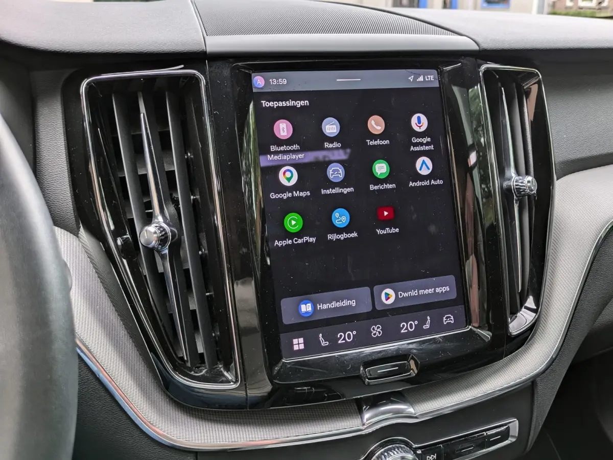 2.0 T6 Plug-in hybrid AWD R-Design|Panodak|Memory|Sportstoelen|Keyless-Entry|Facelift 12-2021|