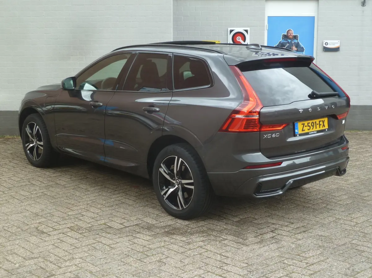 2.0 T6 Plug-in hybrid AWD R-Design|Panodak|Memory|Sportstoelen|Keyless-Entry|Facelift 12-2021|