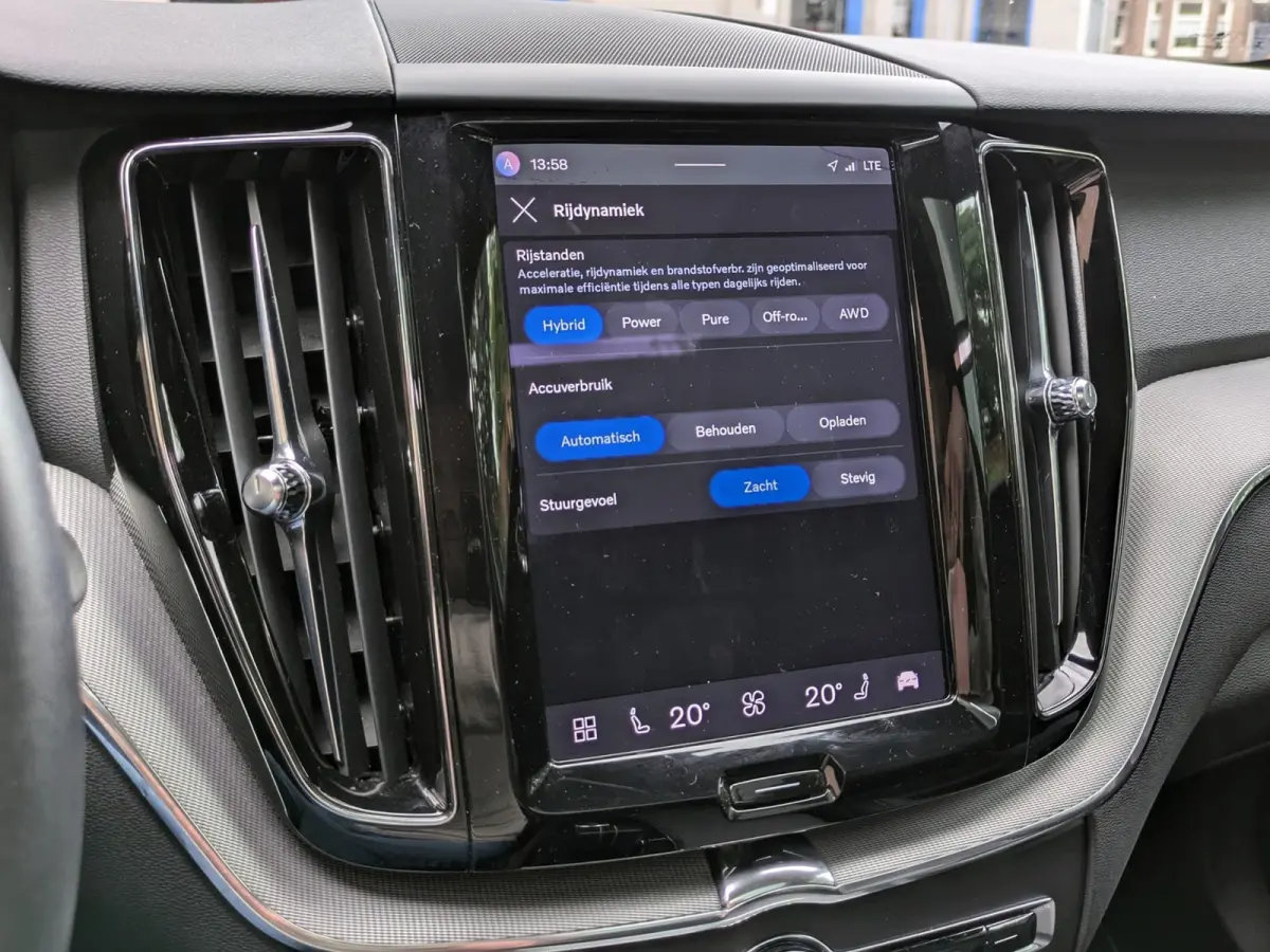 2.0 T6 Plug-in hybrid AWD R-Design|Panodak|Memory|Sportstoelen|Keyless-Entry|Facelift 12-2021|