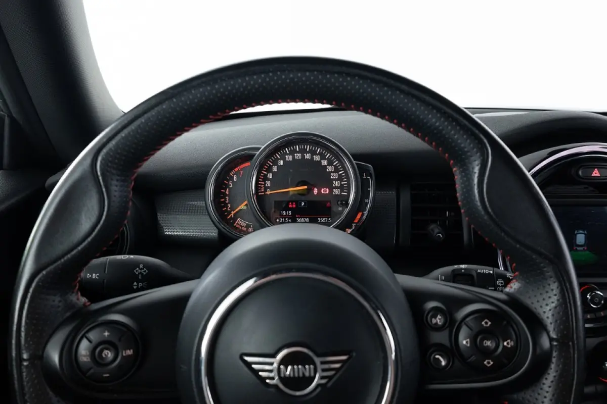Mini 1.5 *JCW PAKKET* Automaat ✅ 1e Eigenaar