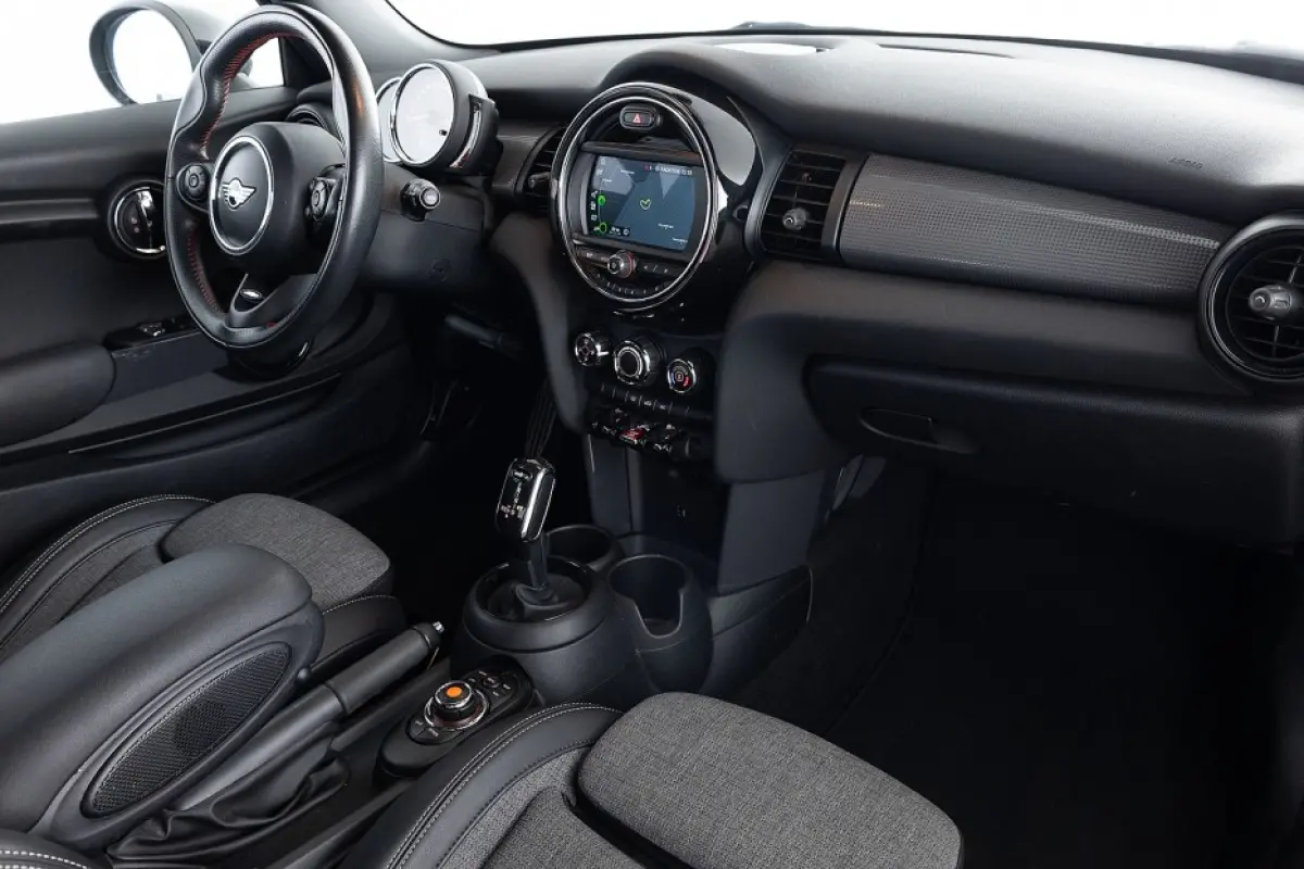 Mini 1.5 *JCW PAKKET* Automaat ✅ 1e Eigenaar