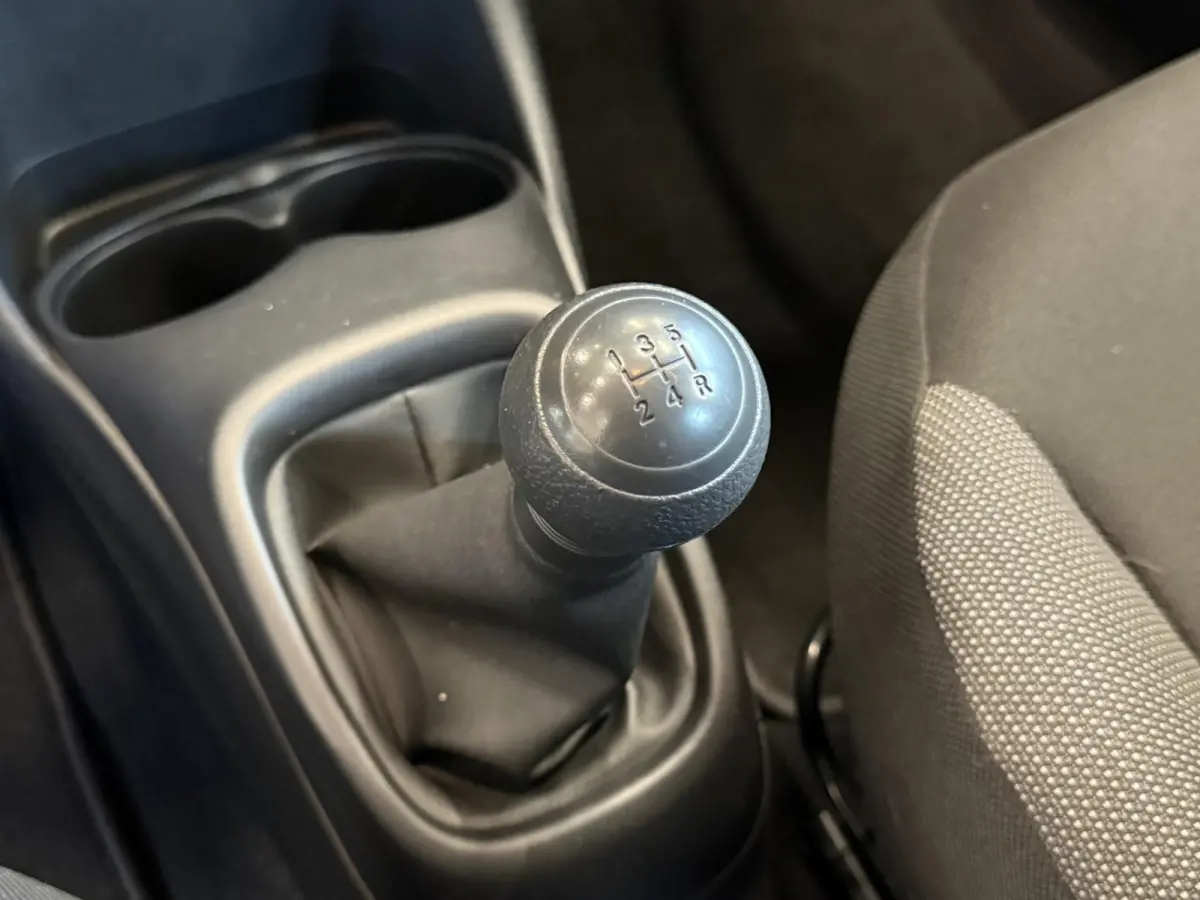 1.0 VVT-i x-fun Airco Bluetooth Centrale vergrendeling + afstand bediening Electrische ramen Led 5 Deurs