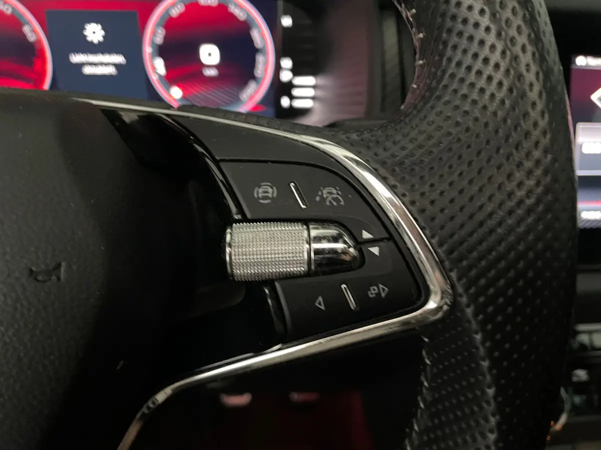 1.5 TSI Sportline 7 perso |PANO|7PERSOONS|CAMERA|MEMORYSEAT|VIRTUALCOCKPIT|LEER|STOELVRM