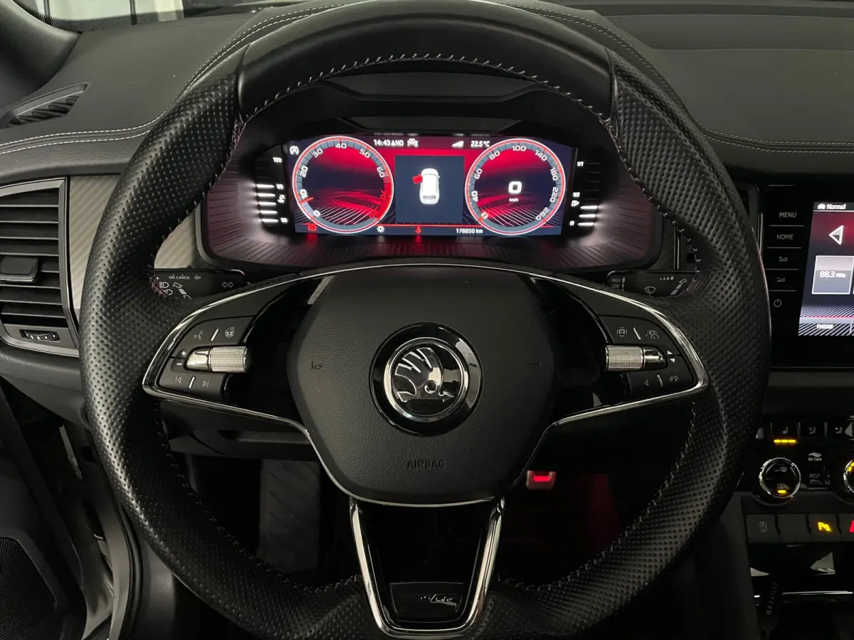 1.5 TSI Sportline 7 perso |PANO|7PERSOONS|CAMERA|MEMORYSEAT|VIRTUALCOCKPIT|LEER|STOELVRM
