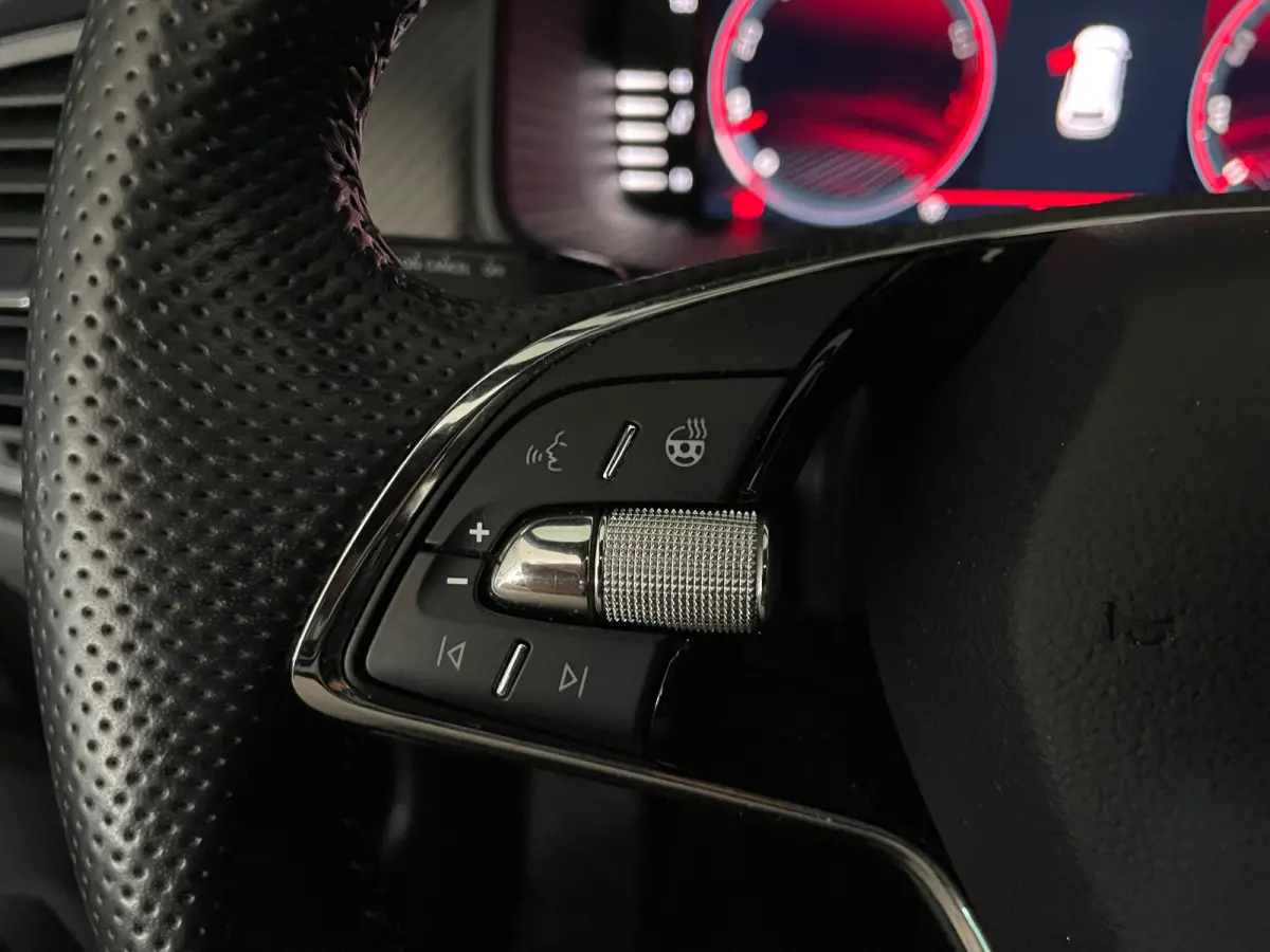 1.5 TSI Sportline 7 perso |PANO|7PERSOONS|CAMERA|MEMORYSEAT|VIRTUALCOCKPIT|LEER|STOELVRM