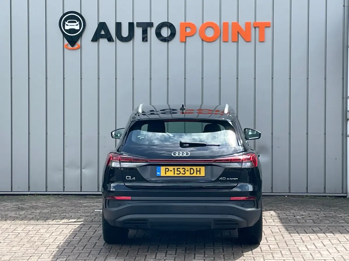 40 Black edition WARMTEPOMP SOH 98% 77 kWh 1E EIG ORG NL F3 |VIRTUALCOCKPIT|CARPLAY|CRUISECONTROL|LED|20''INCH|