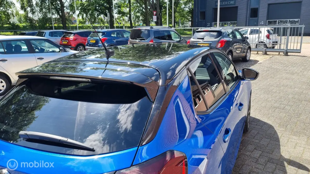1.2 Edition Zeer lage km stand , sportvelgen ,AppleCarplay, Android