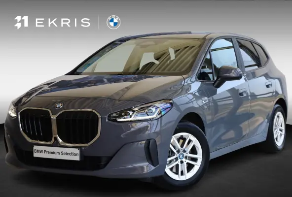 225e xDrive | Head-Up Display | Voorstoelen Verwarmd | Rondomzicht Camera | Keyless Entry | Adaptief Cruise Control