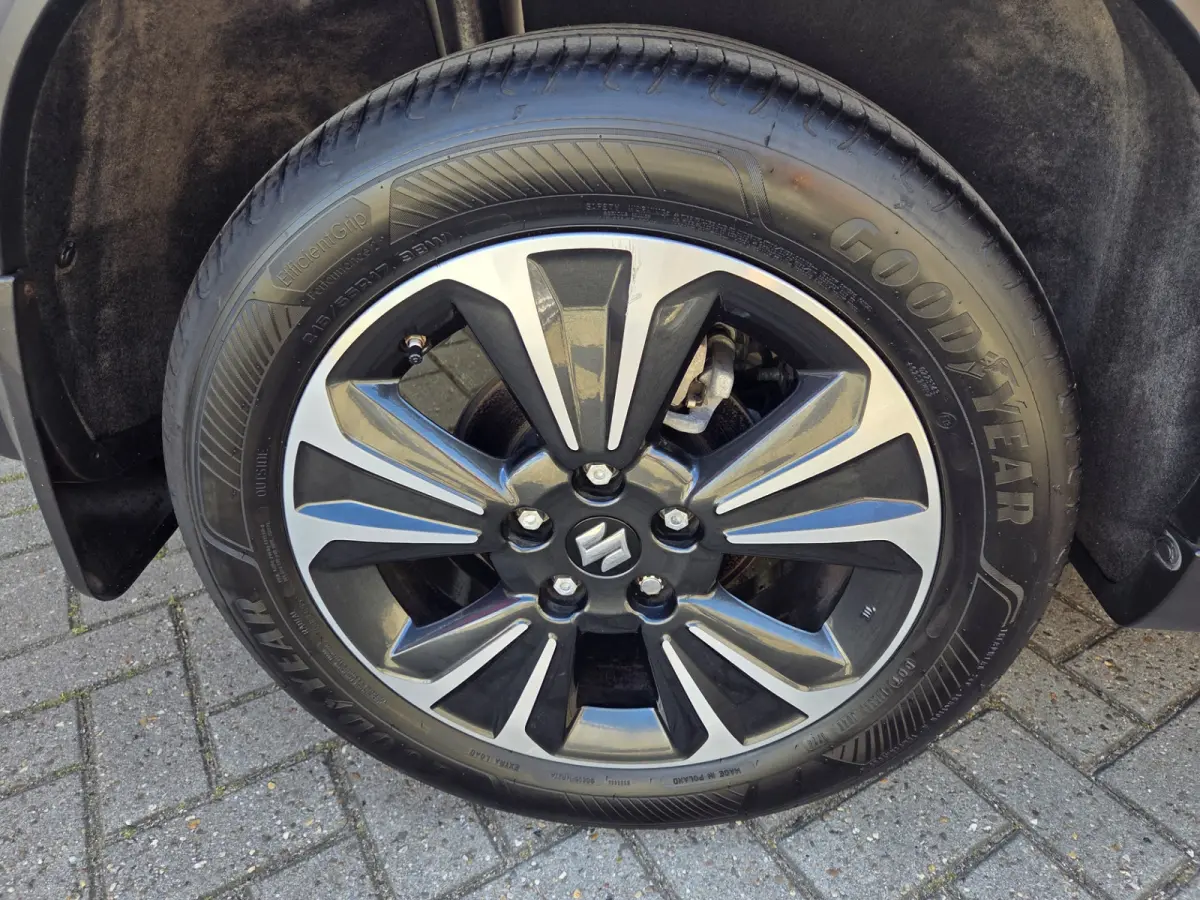 1.4 Boosterjet Style Smart Hybrid/ Cruise control/ Camera/ Parkeersensoren Achter/ Rijklaarprijs!