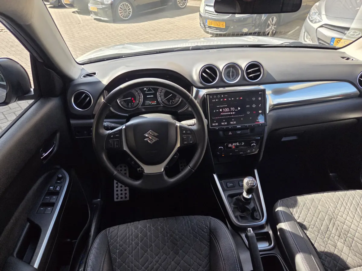 1.4 Boosterjet Style Smart Hybrid/ Cruise control/ Camera/ Parkeersensoren Achter/ Rijklaarprijs!