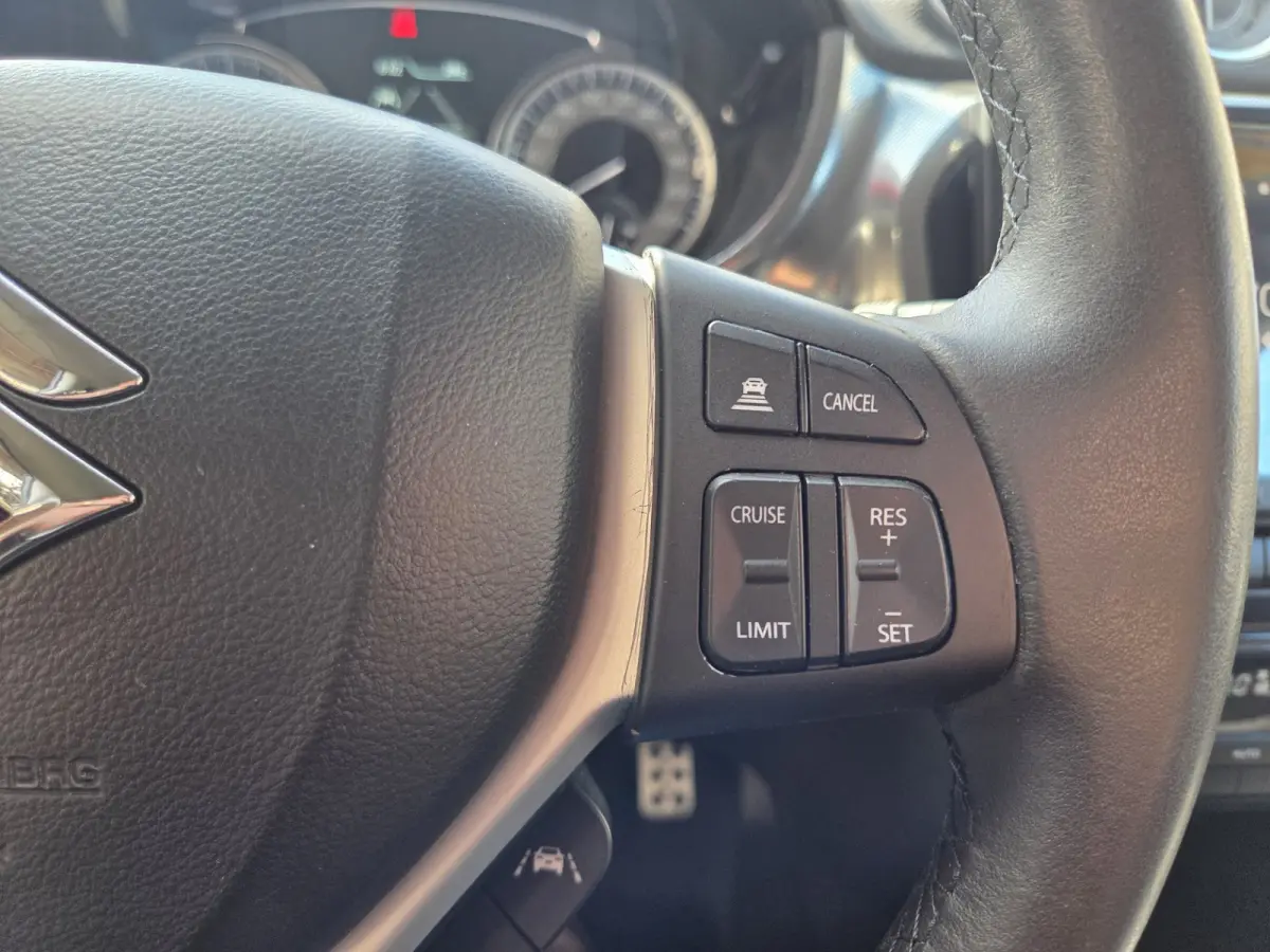 1.4 Boosterjet Style Smart Hybrid/ Cruise control/ Camera/ Parkeersensoren Achter/ Rijklaarprijs!