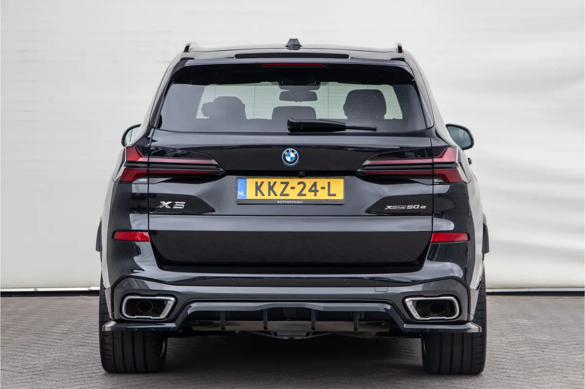 xDrive50e M-Sport , Pano, Innovation, Harman-Kardon, Head-up, 22" 2026