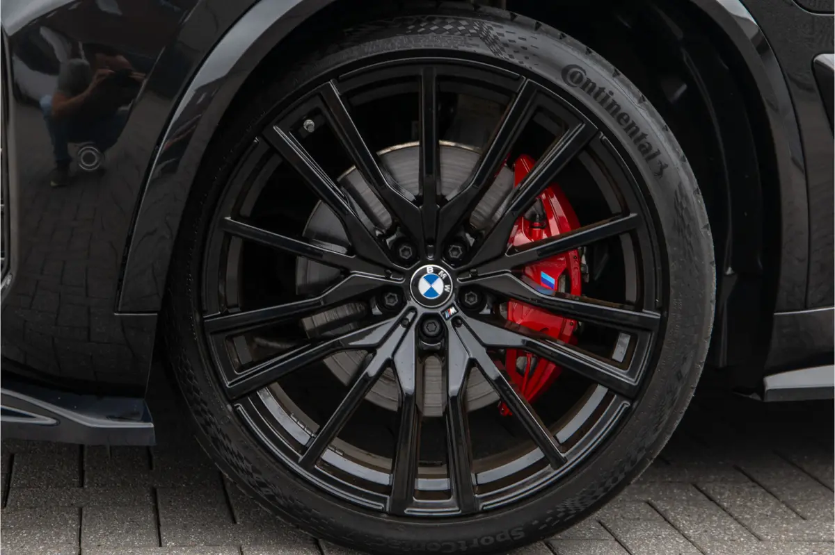 xDrive50e M-Sport , Pano, Innovation, Harman-Kardon, Head-up, 22" 2026