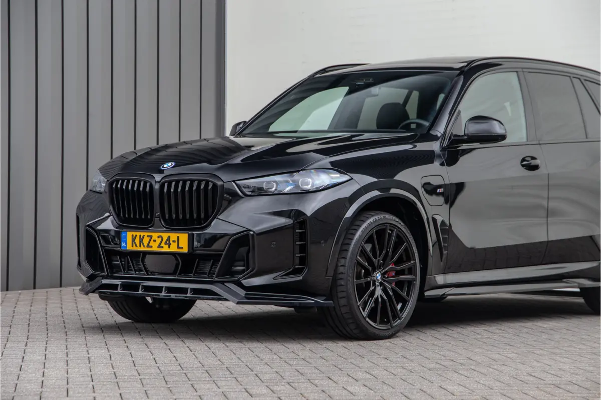 xDrive50e M-Sport , Pano, Innovation, Harman-Kardon, Head-up, 22" 2026