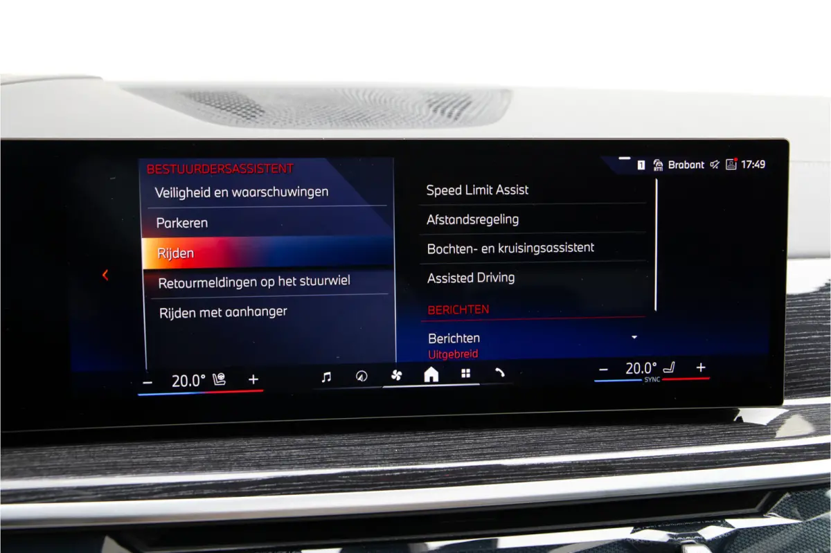 xDrive50e M-Sport , Pano, Innovation, Harman-Kardon, Head-up, 22" 2026