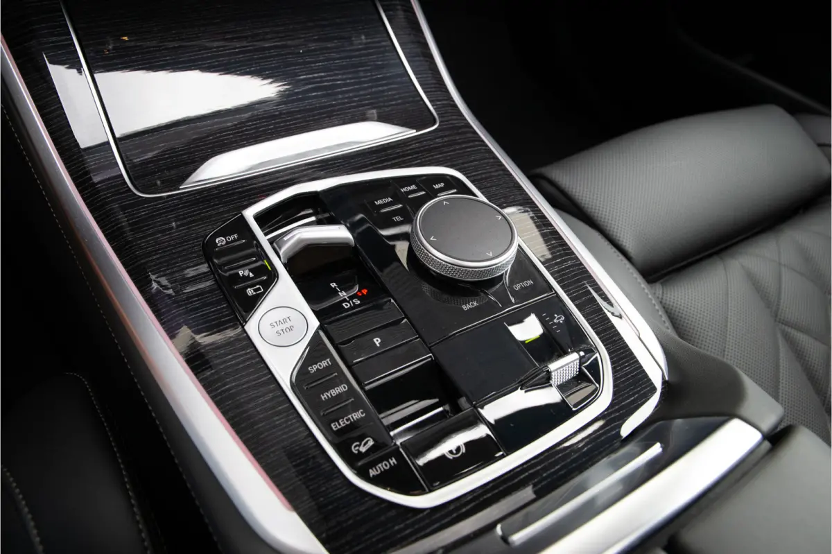 xDrive50e M-Sport , Pano, Innovation, Harman-Kardon, Head-up, 22" 2026