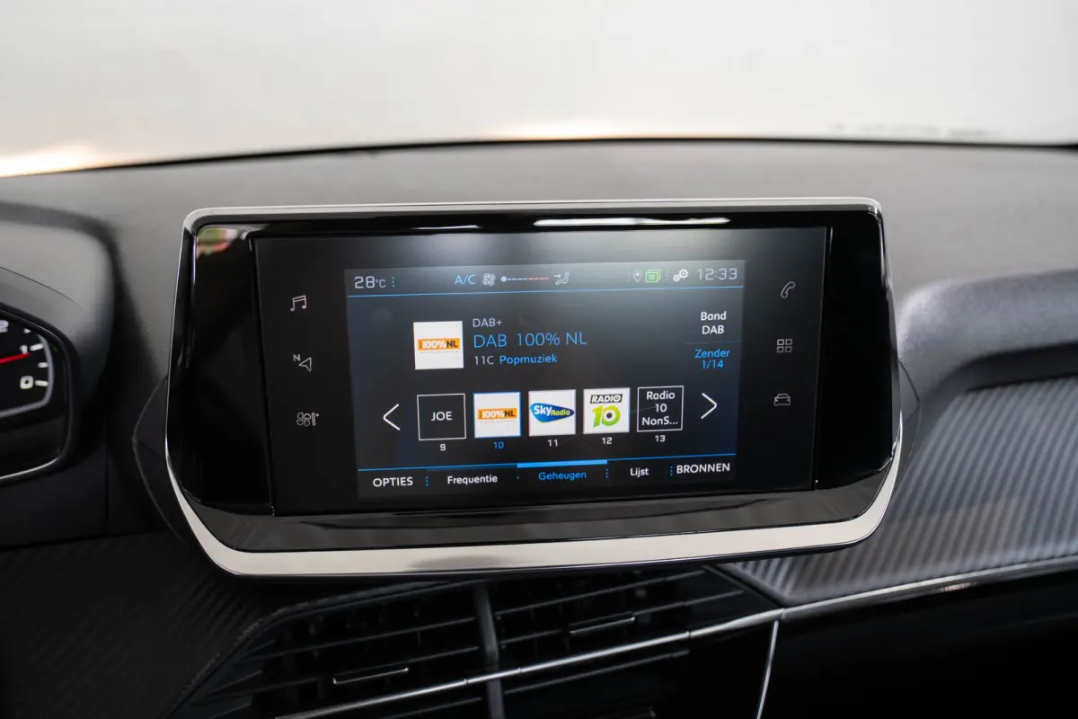 1.2 PureTech Active | Navigatie | Apple Carplay & Android Auto | Cruise Controle | Bluetooth | DAB | Airco| Elektrische Ramen |
