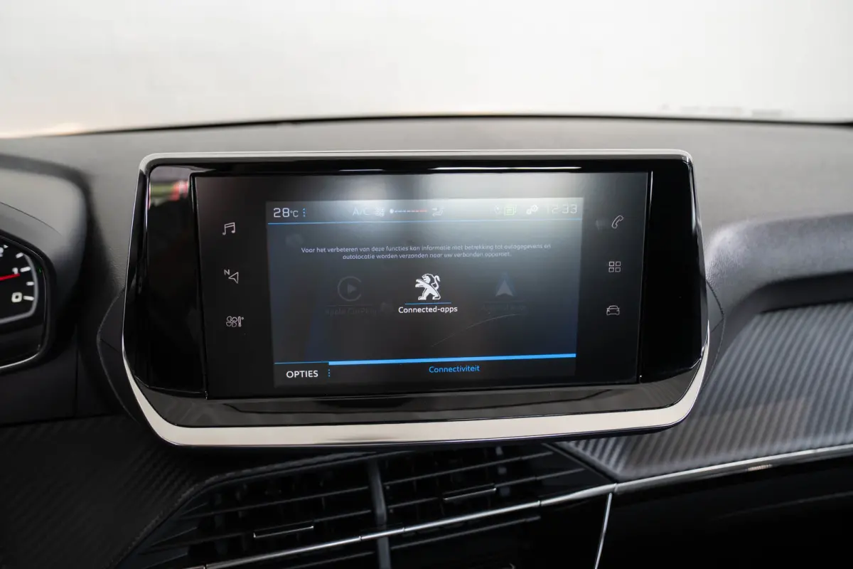 1.2 PureTech Active | Navigatie | Apple Carplay & Android Auto | Cruise Controle | Bluetooth | DAB | Airco| Elektrische Ramen |