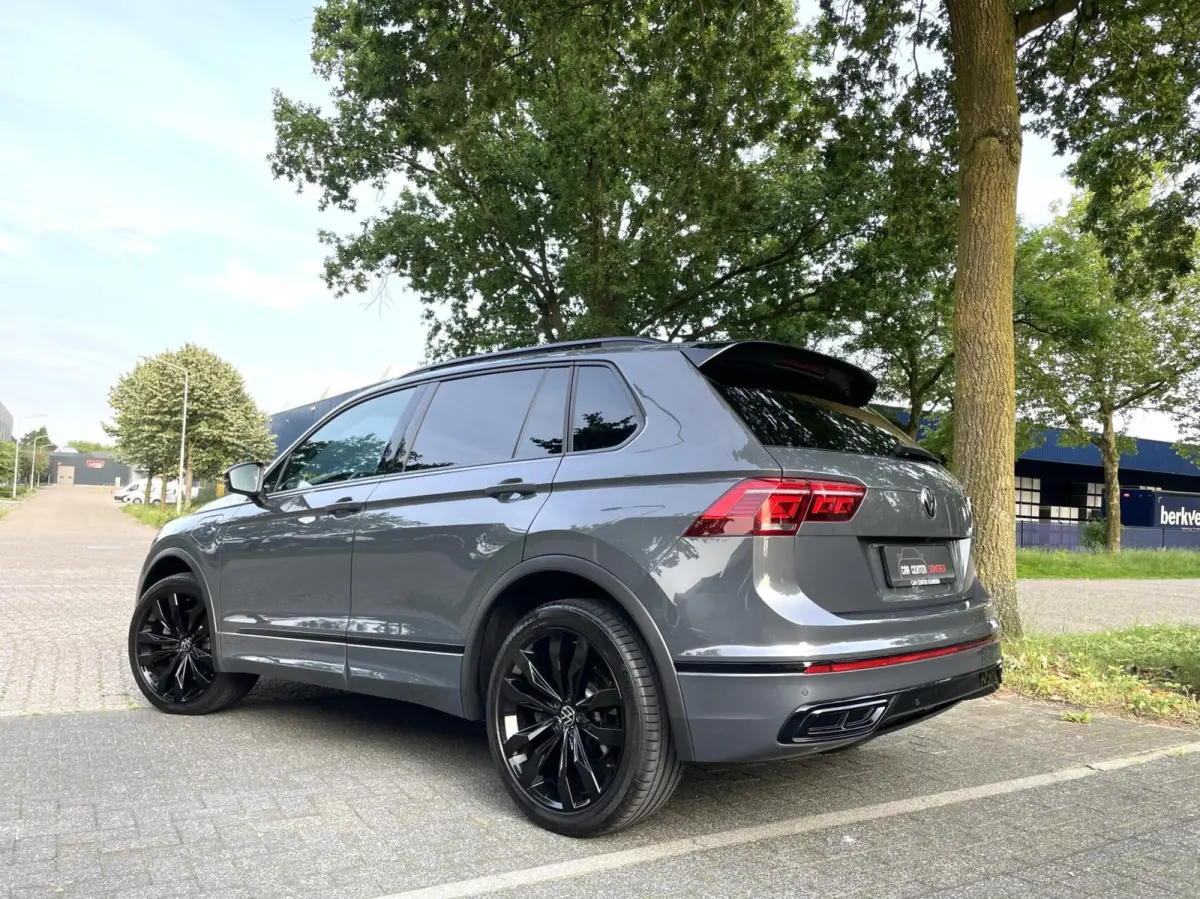 1.4 TSI eHybrid R-Line Business+/ Pano/ Leder/ Keyless/ 20''LMV