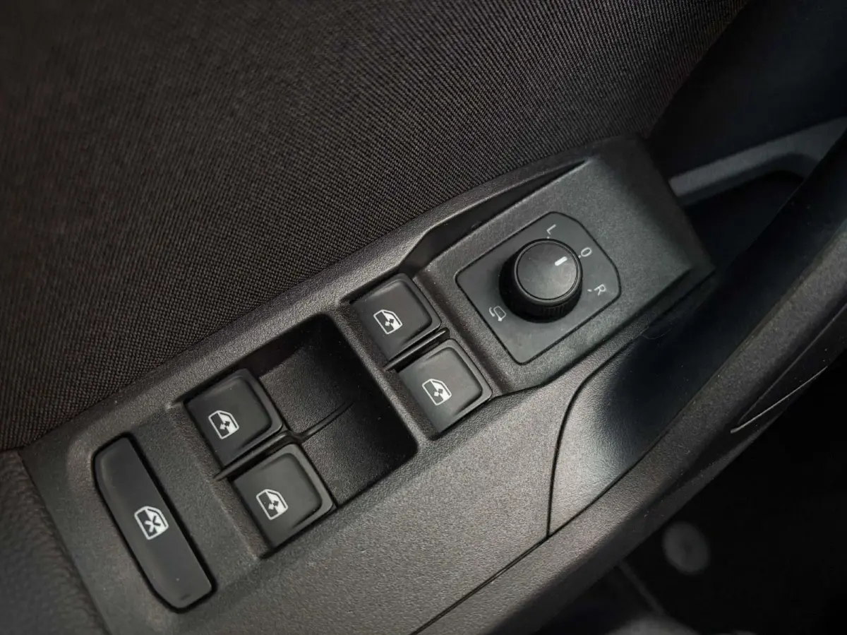 1.0 TSI 95pk FR Business Intense | Navigatie | Camera | Adaptive Cruise