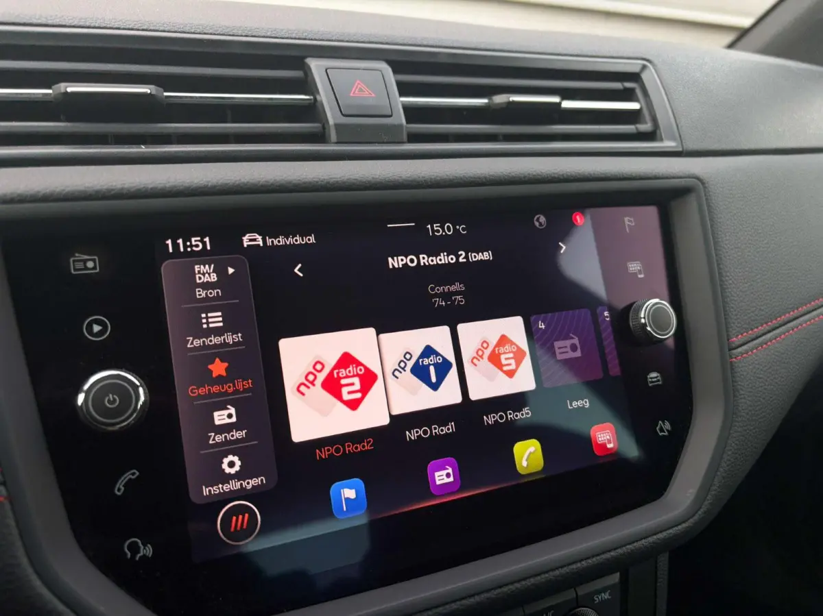 1.0 TSI 95pk FR Business Intense | Navigatie | Camera | Adaptive Cruise