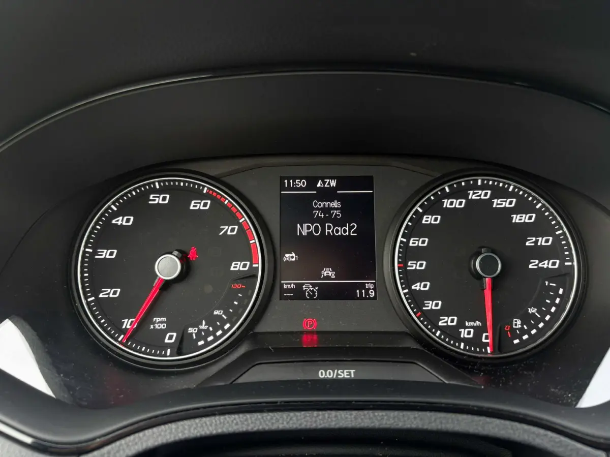 1.0 TSI 95pk FR Business Intense | Navigatie | Camera | Adaptive Cruise