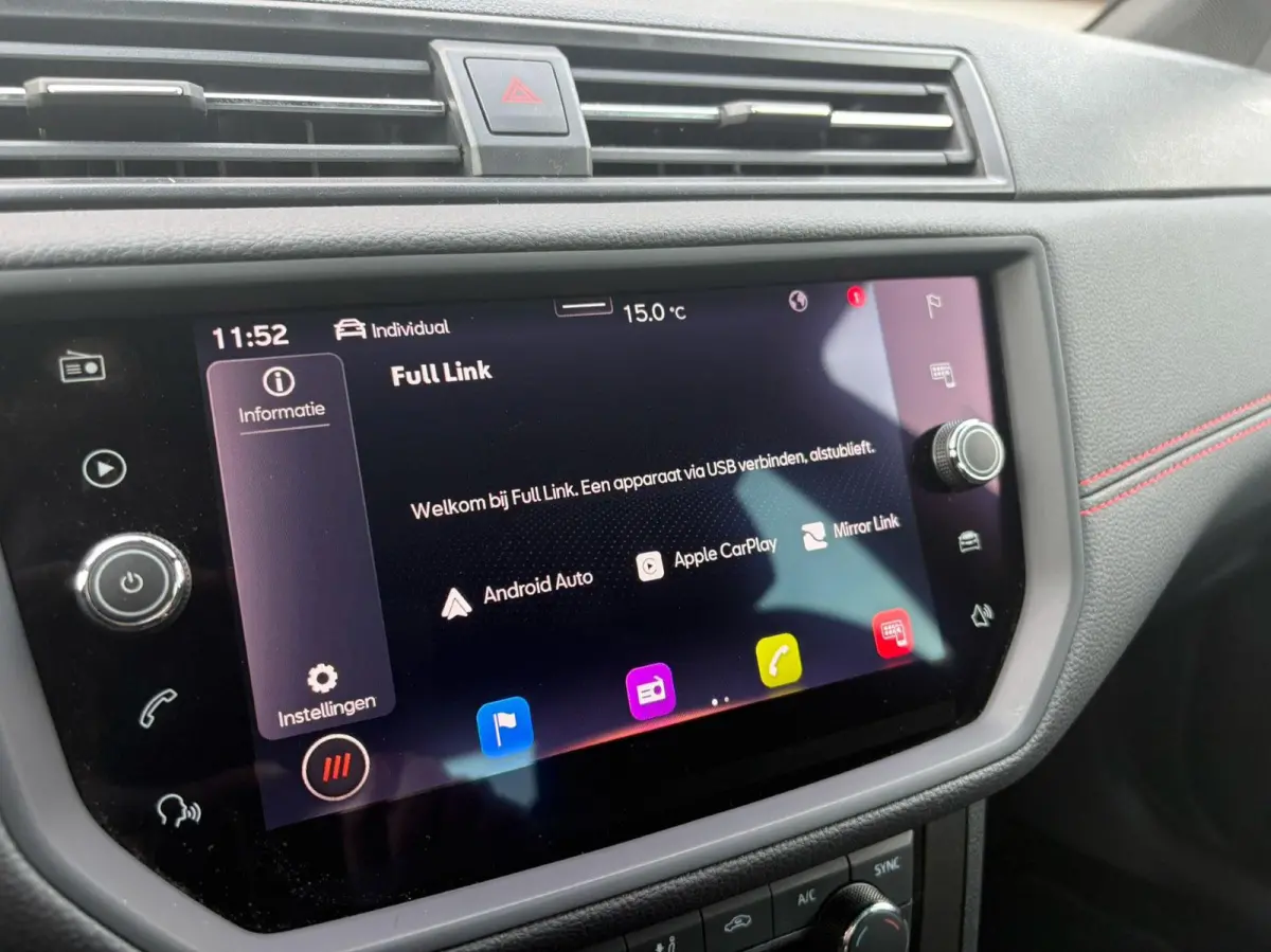 1.0 TSI 95pk FR Business Intense | Navigatie | Camera | Adaptive Cruise