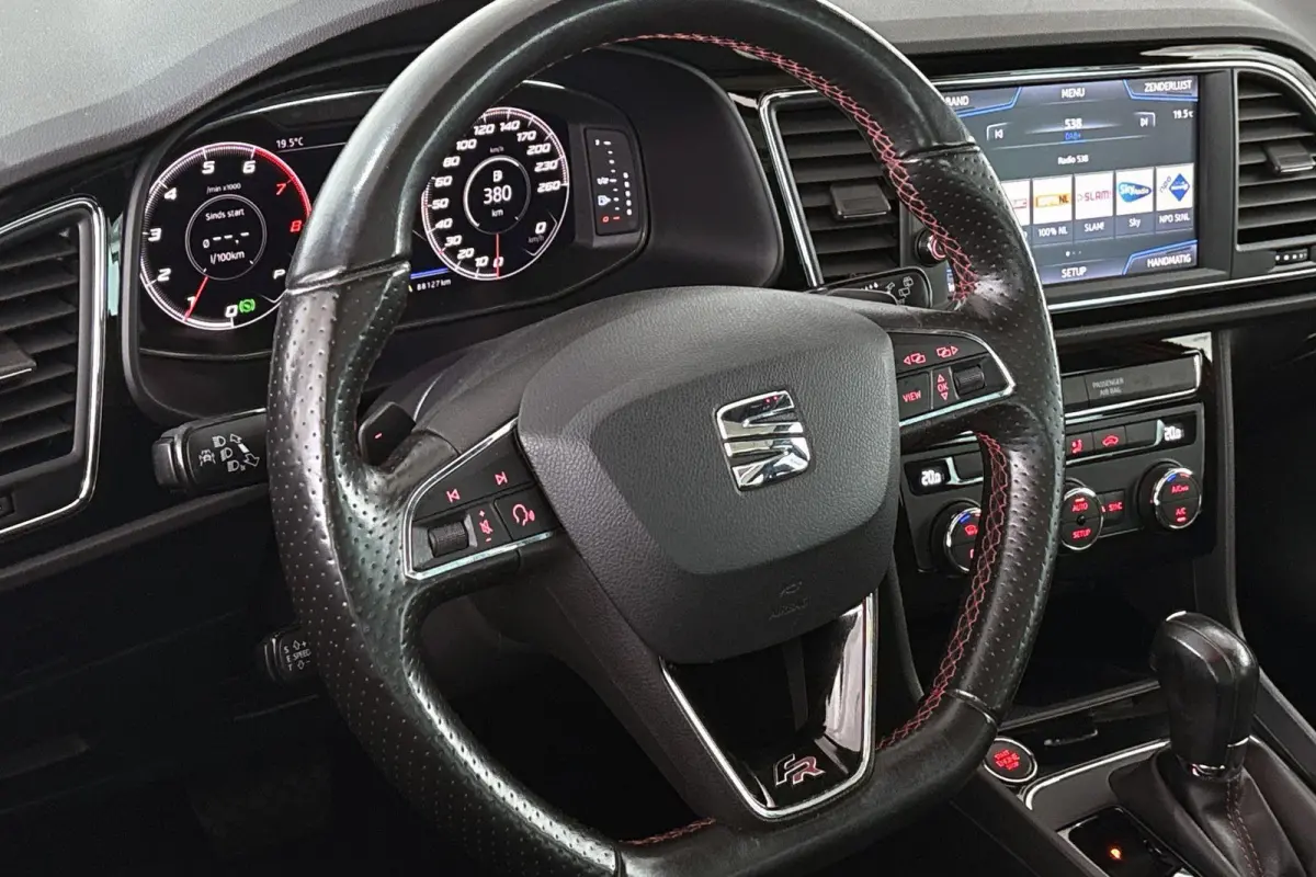 1.5 TSI FR Business Intense Panoramadak Camera Trekhaak afneembaar