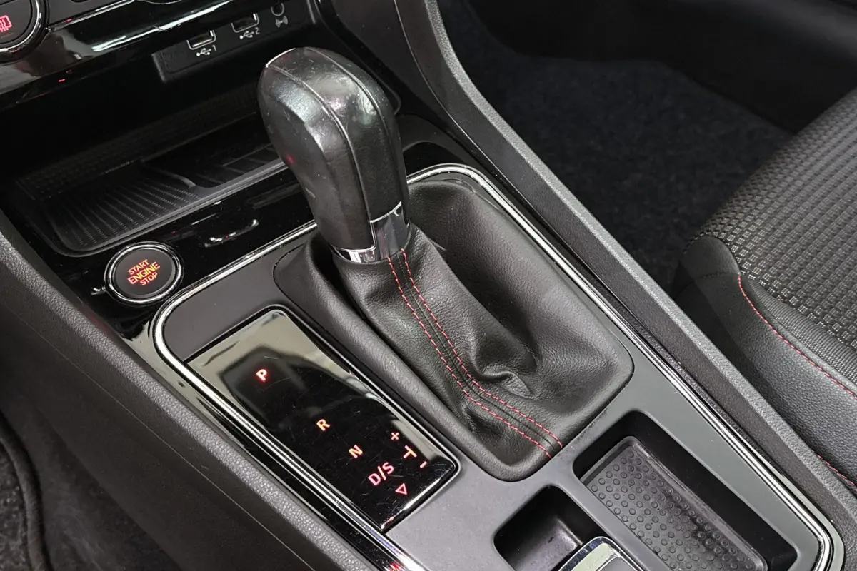 1.5 TSI FR Business Intense Panoramadak Camera Trekhaak afneembaar
