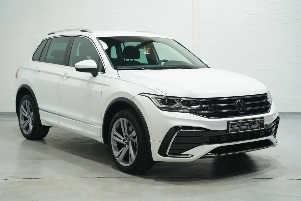 1.4 TSI eHybrid R-Line Business+ NAP SOH 89% Clima Camera 360 Apple Carplay Led koplampen Rijklaar!