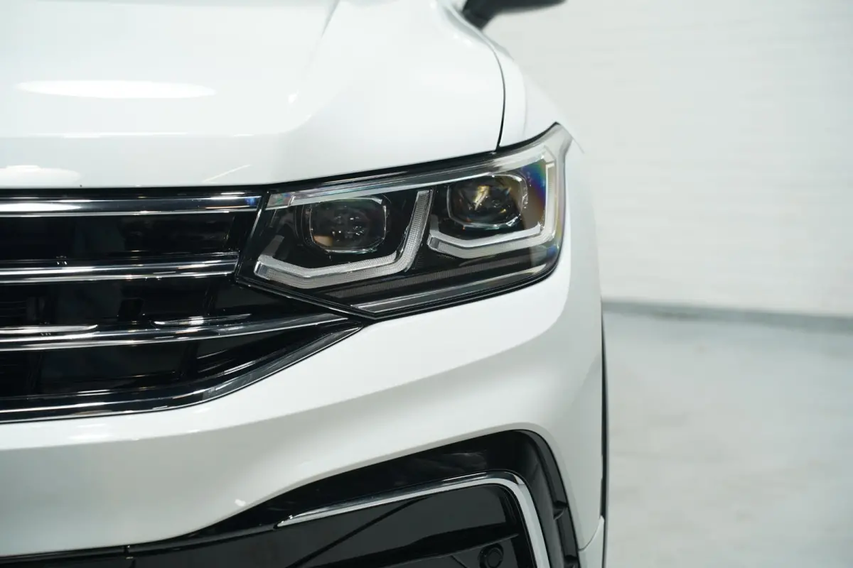 1.4 TSI eHybrid R-Line Business+ NAP SOH 89% Clima Camera 360 Apple Carplay Led koplampen Rijklaar!