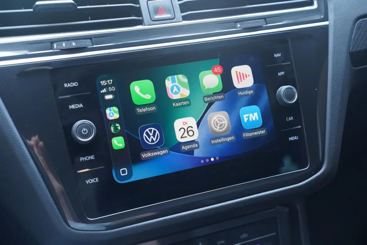 1.4 TSI eHybrid R-Line Business+ NAP SOH 89% Clima Camera 360 Apple Carplay Led koplampen Rijklaar!