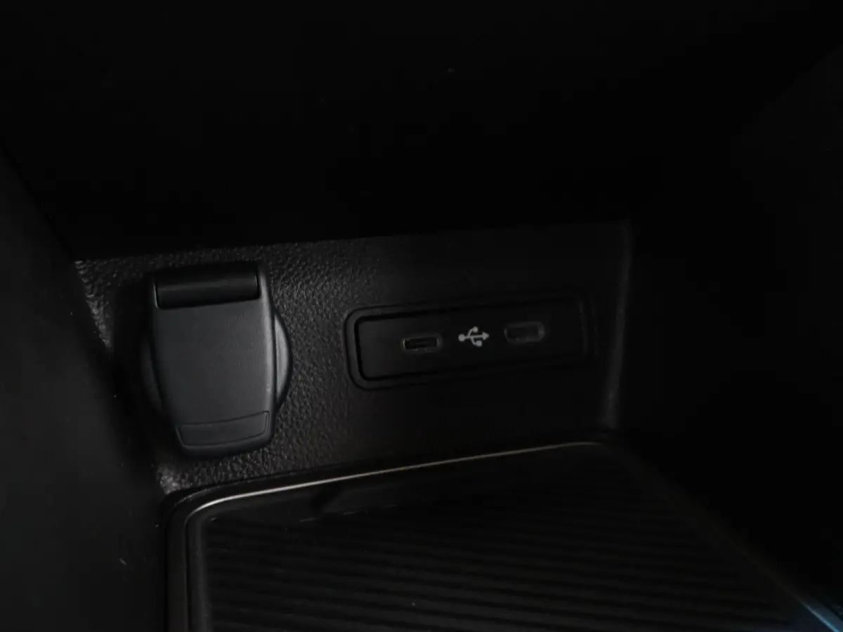 ADVANCE 52 kWh | Stoel- & Stuurverw. | Parkeercamera | Adapt. Cruise |